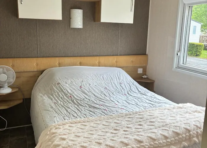 Camping Mobilhome 310 Mr Et Mme Colas Litteau